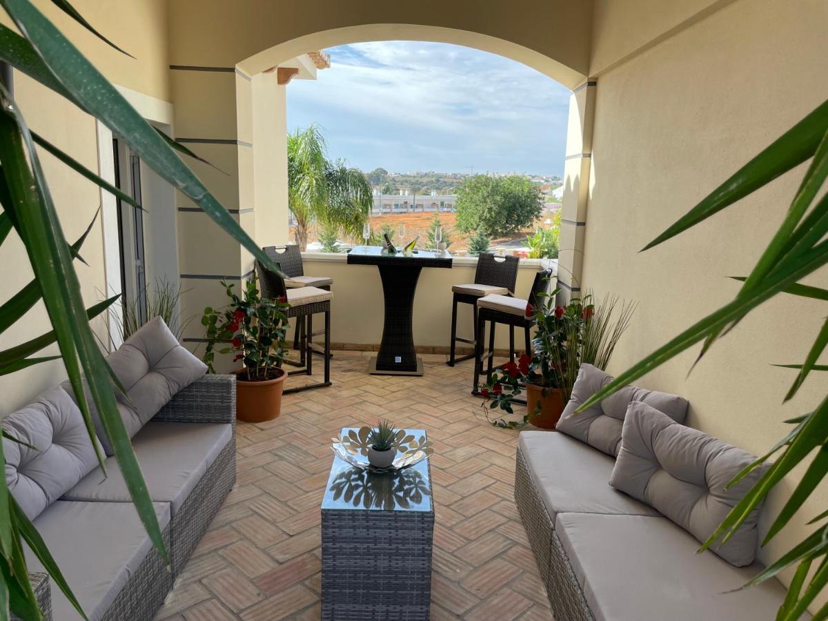 Villa Cascata, 3 Bedroom, Pool, Close To Olhos De Agua 알부페이라 외부 사진